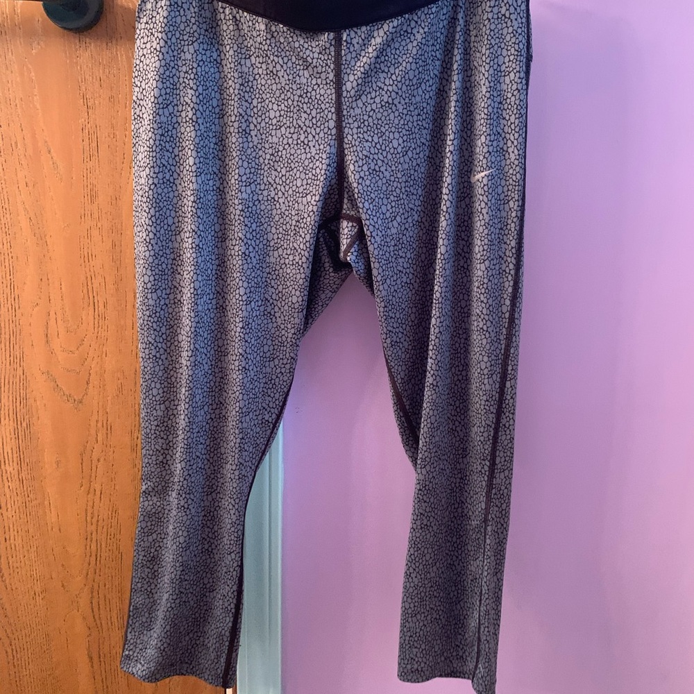 Nike leggings